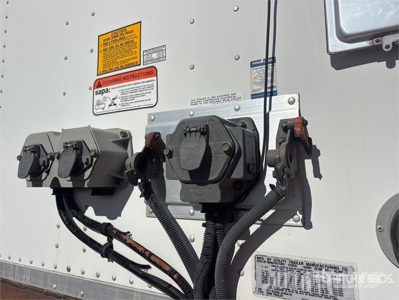 Utility 53 ft x 96 in T/A Van Trailer Dengtos priekabos