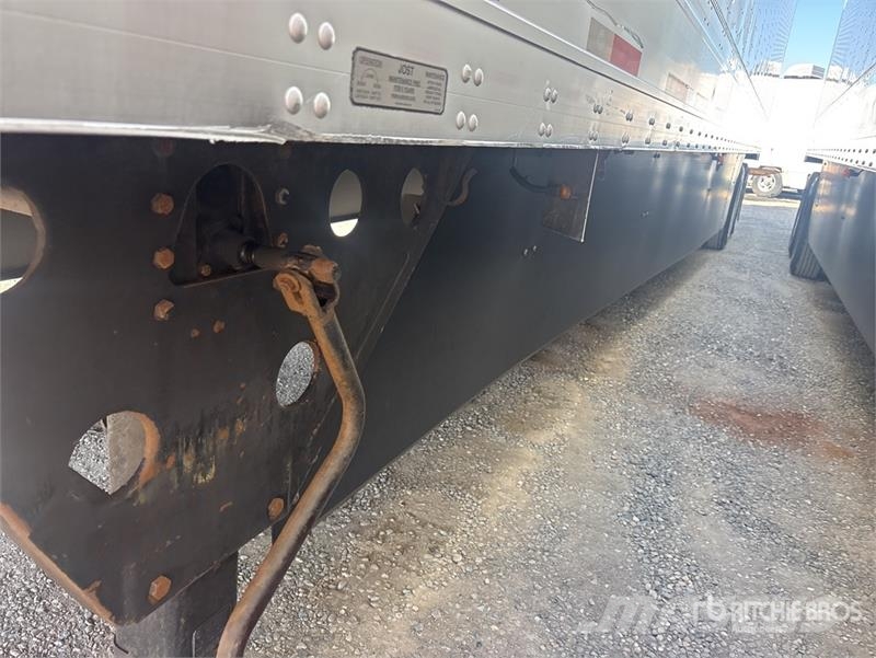 Utility 53 ft x 96 in T/A Van Trailer Dobozos pótkocsik