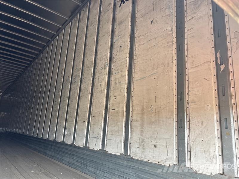 Utility 57 ft x 102 in T/A Van Trailer 箱體拖車