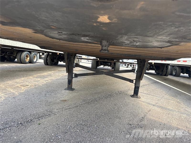 Utility 57 ft x 102 in T/A Van Trailer Box body trailers