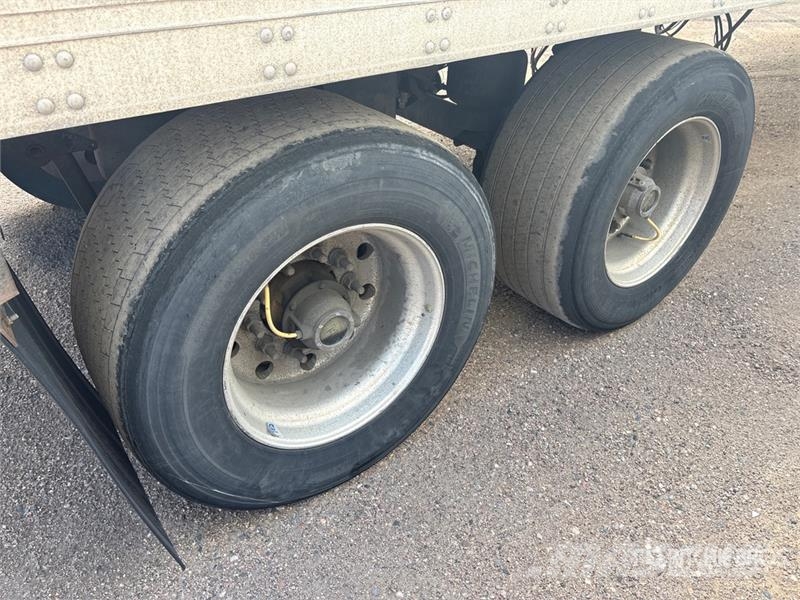 Utility 57 ft x 102 in T/A Van Trailer Box body trailers