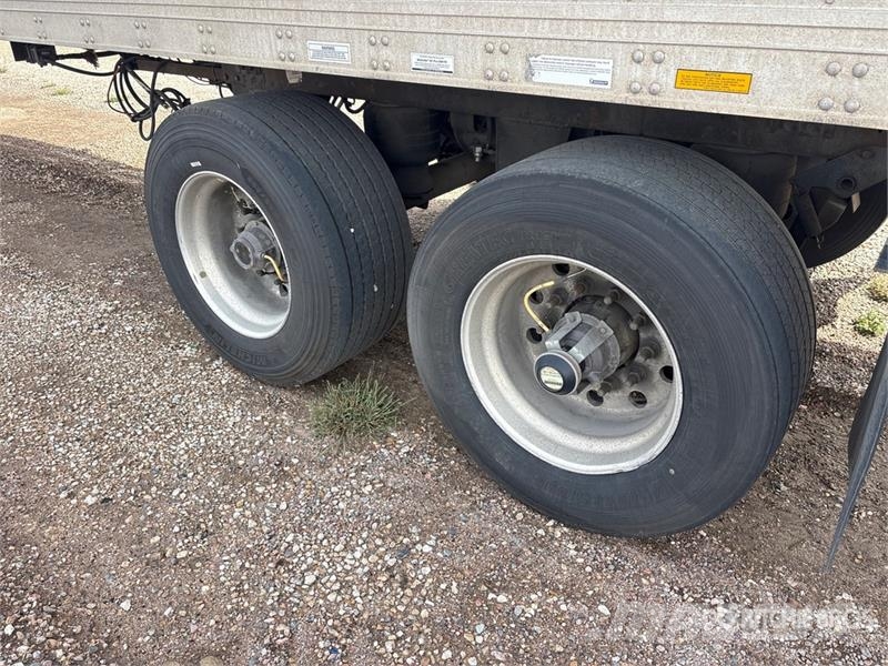 Utility 57 ft x 102 in T/A Van Trailer Dengtos priekabos