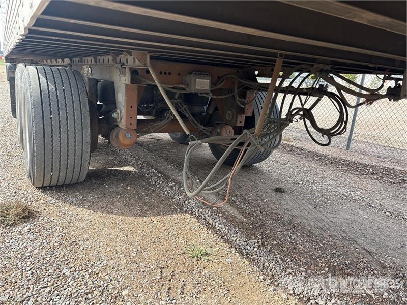 Utility 57 ft x 102 in T/A Van Trailer Dengtos priekabos
