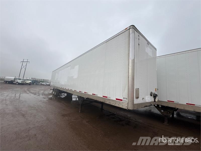 Utility 57 ft x 102 in T/A Van Trailer Ремаркета фургони