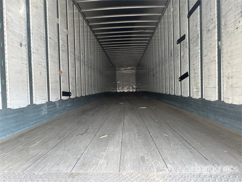 Utility 57 ft x 102 in T/A Van Trailer Reboques baú