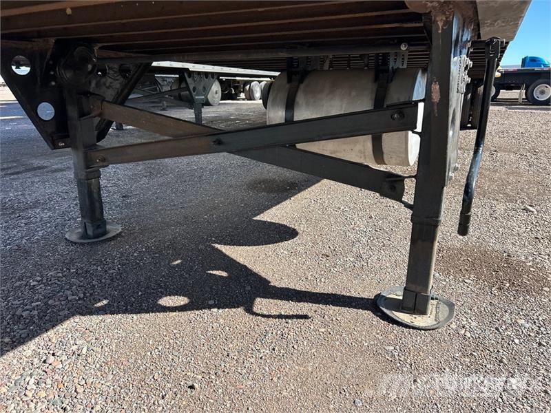 Utility DDT 53 ft x 102 in T/A Refrigerated Trailer Piekabes ar temperatūras kontroli