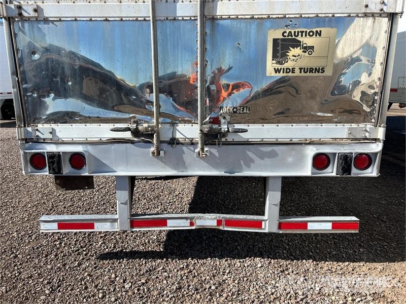 Utility DDT 53 ft x 102 in T/A Refrigerated Trailer Piekabes ar temperatūras kontroli