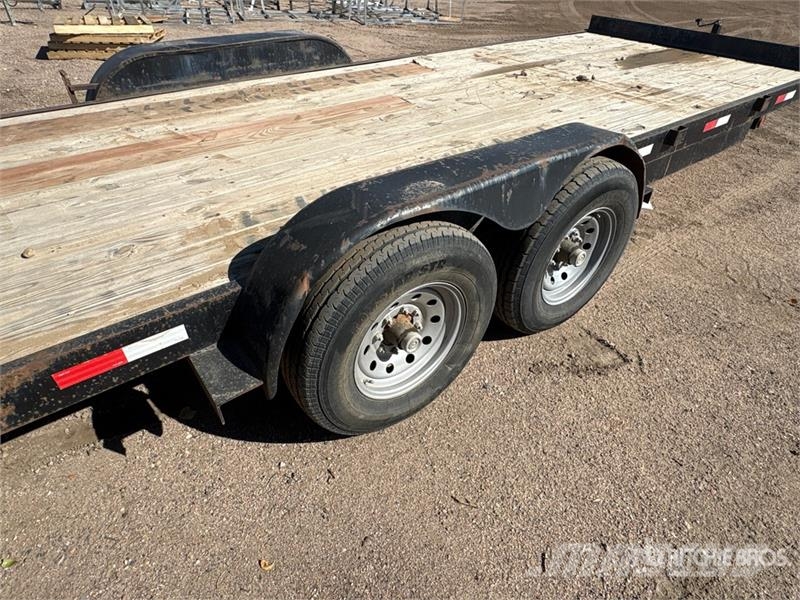 Utility EQ82X20HD 20 ft T/A Equipment Trailer Autotransporter prikolice