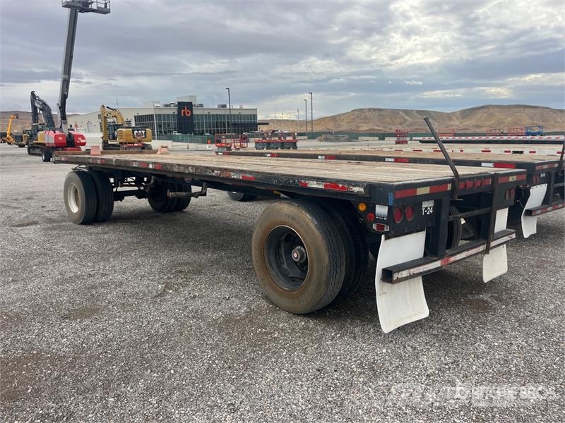 Utility FF2C 27 ft T/A Turntable Pup Flatbed Trailer Pritschenanhänger