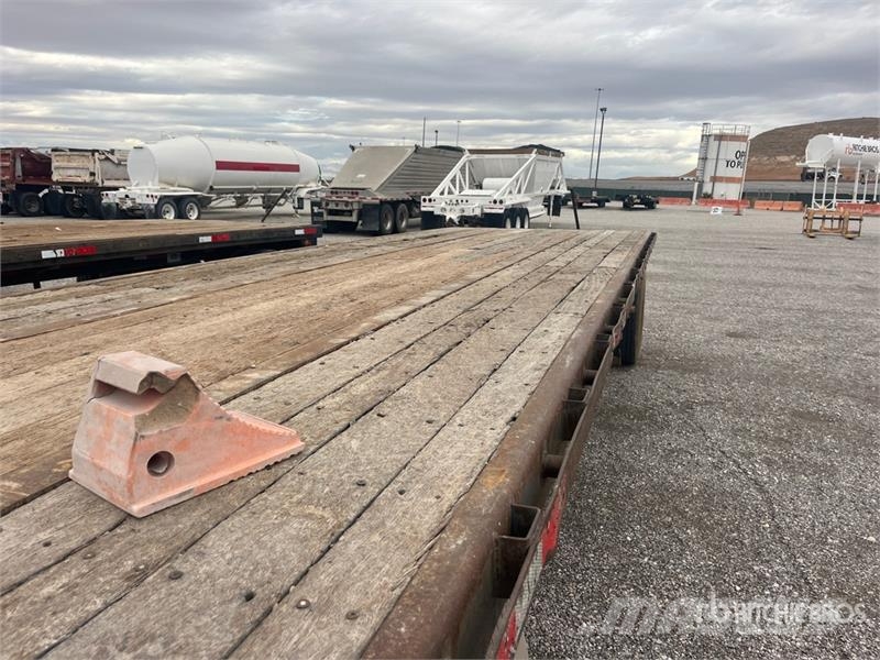 Utility FF2C 27 ft T/A Turntable Pup Flatbed Trailer Pritschenanhänger