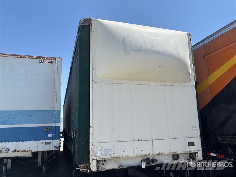Utility FS2CHE-TL 46 ft T/A Curtain Side Trailer Przyczepy firanki