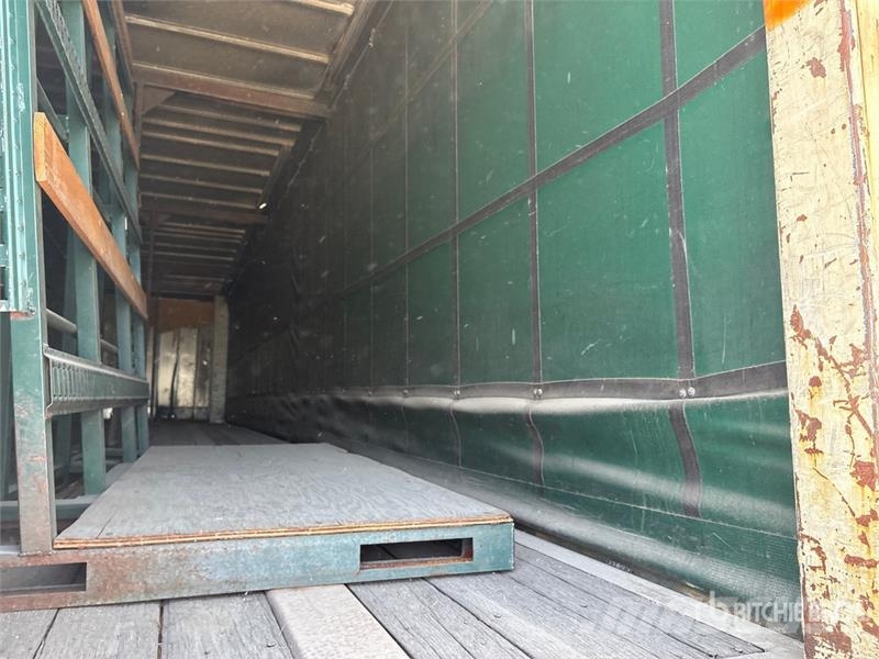 Utility FS2CHE-TL 46 ft T/A Curtain Side Trailer Przyczepy firanki