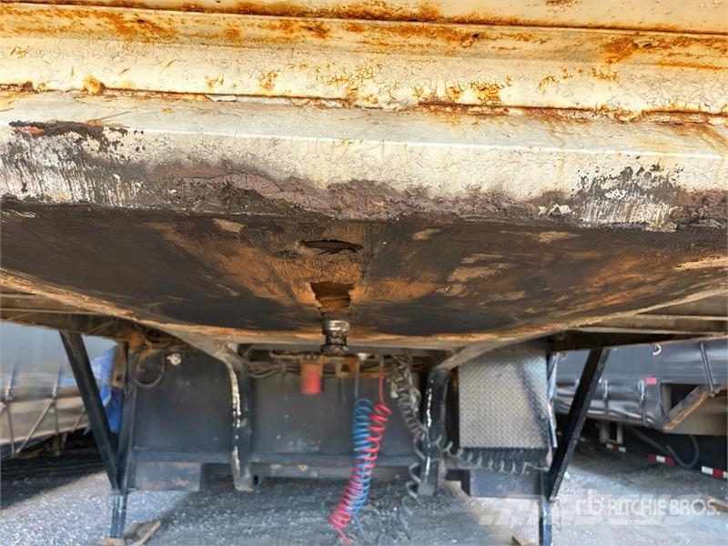 Utility T/A 8 Car Enclosed Car Carrier Trailer Araç nakil yari çekicileri