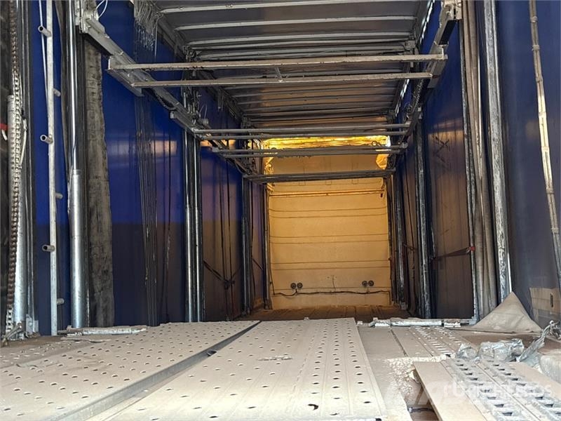 Utility TS2CDH T/A 8 Car Enclosed Car Carrier Trailer Araç nakil yari çekicileri