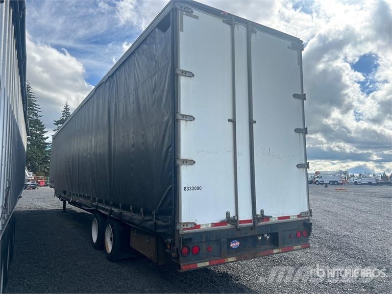 Utility TS2CDHE 53 ft T/A Curtain Side Trailer مقطورات بغطاء جانبي
