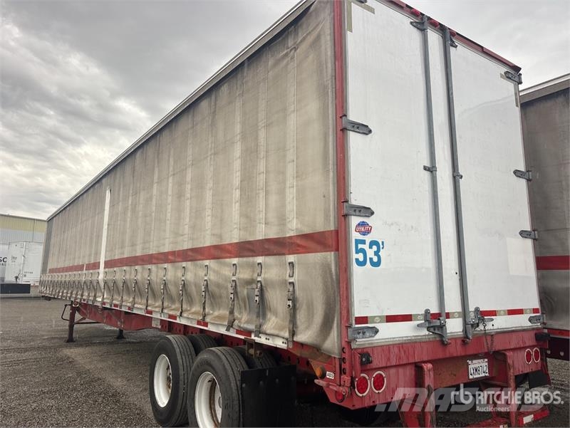 Utility TS2CHA 53 ft T/A Curtain Side Trailer مقطورات بغطاء جانبي