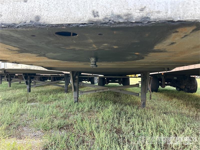 Utility VS2DX Box body trailers