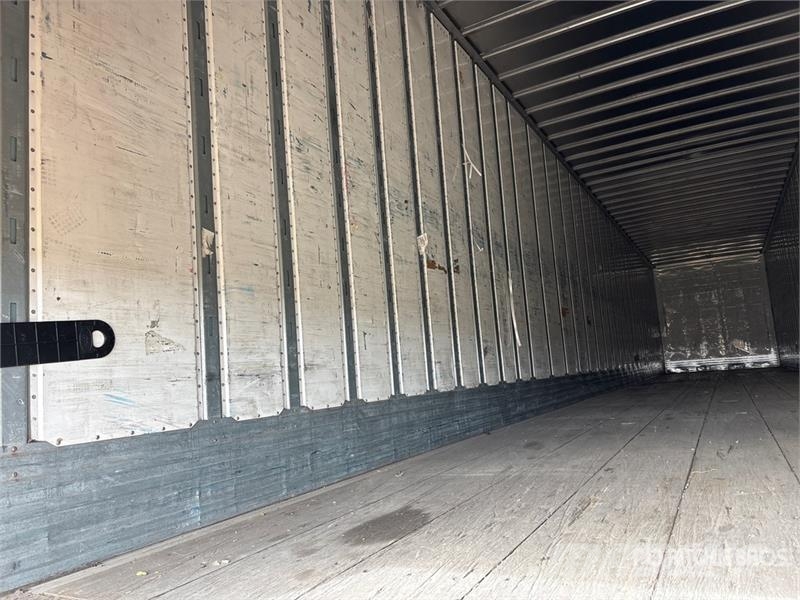 Utility VS2DX Box body trailers