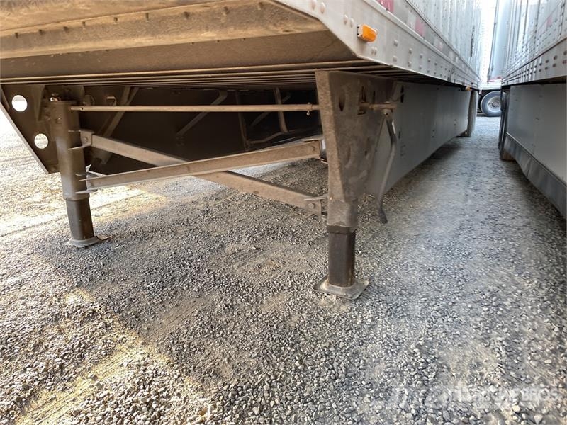 Utility VS2DX Box Trailers
