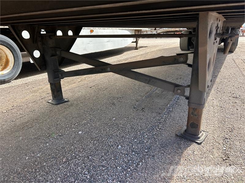 Utility VS2DX Gesloten opbouw trailers
