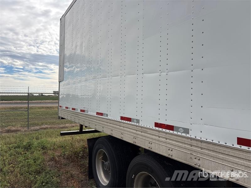 Utility VS2DX Box body trailers