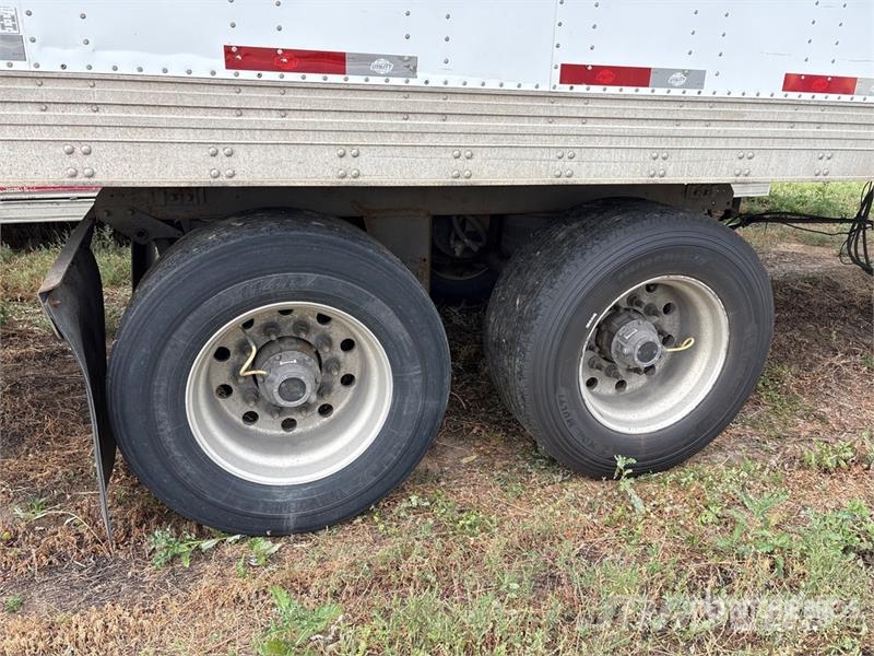 Utility VS2DX Box body trailers