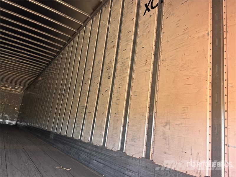 Utility VS2DX 57 ft x 102 in T/A Van Trailer Fast kasse