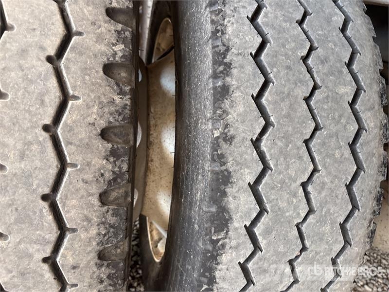 Utility VS2R 45 ft x 102 in T/A Refrigerated Trailer Puspriekabės su izoterminiu kėbulu
