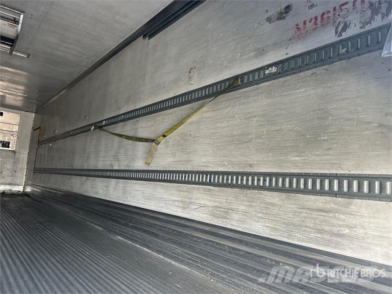 Utility VS2RA 36 ft x 102 in T/A Multi -Temp Refrigerated  Semirremolques de temperatura controlada