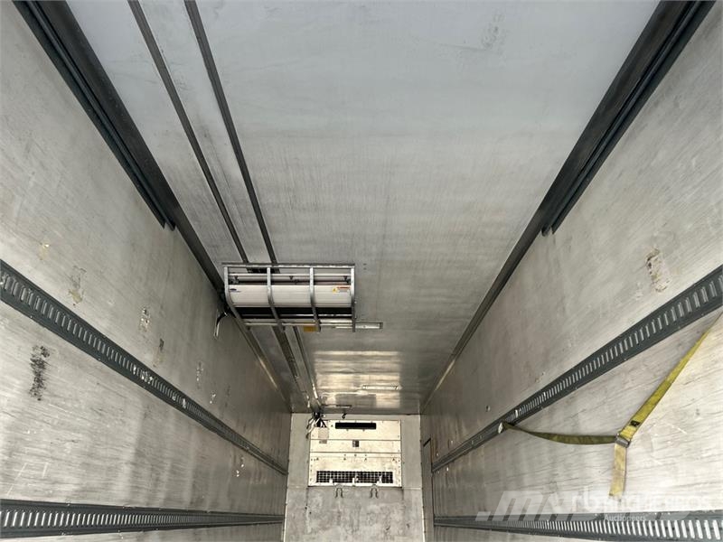 Utility VS2RA 36 ft x 102 in T/A Multi -Temp Refrigerated  Semirremolques de temperatura controlada