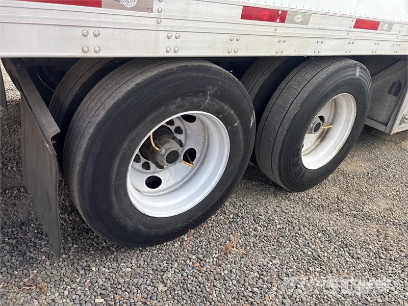 Utility VS2RA 45 ft x 102 in T/A Refrigerated Trailer Kühlauflieger