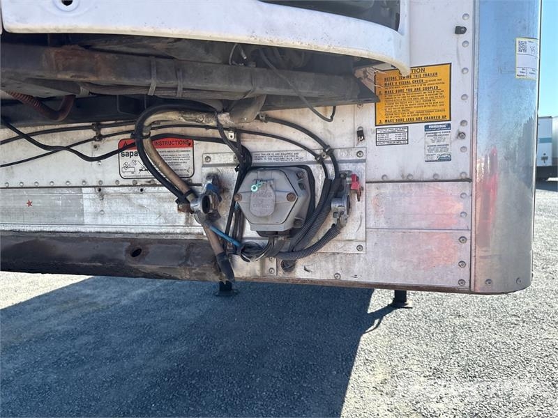 Utility VS2RA 48 ft T/A Refrigerated Trailer Piekabes ar temperatūras kontroli