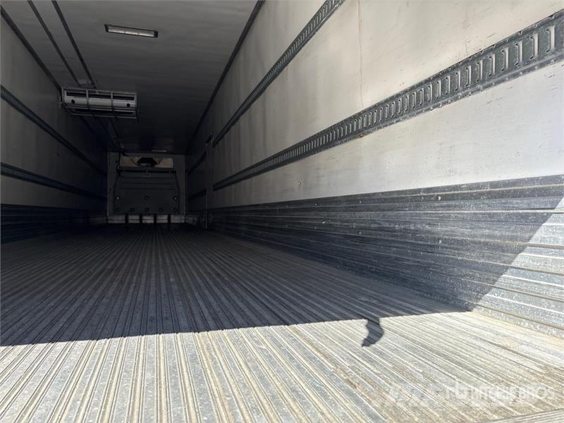 Utility VS2RA 48 ft T/A Refrigerated Trailer Piekabes ar temperatūras kontroli
