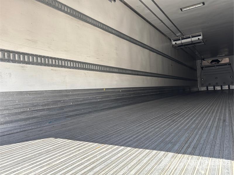 Utility VS2RA 48 ft T/A Refrigerated Trailer Piekabes ar temperatūras kontroli