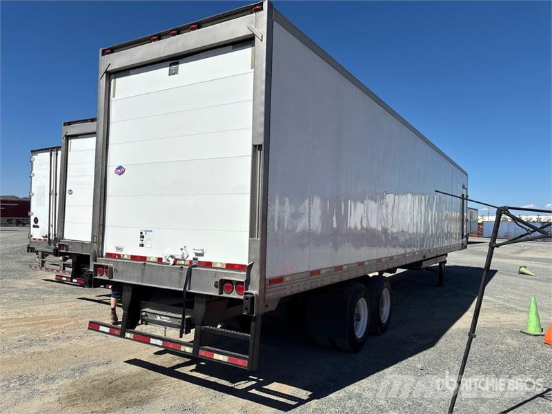 Utility VS2RA 48 ft x 102 in T/A Multi -Temp Refrigerated  Temperature controlled semi-trailers