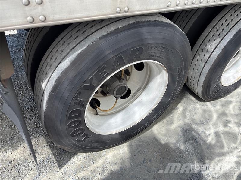Utility VS2RA 48 ft x 102 in T/A Refrigerated Trailer Hladilne polprikolice