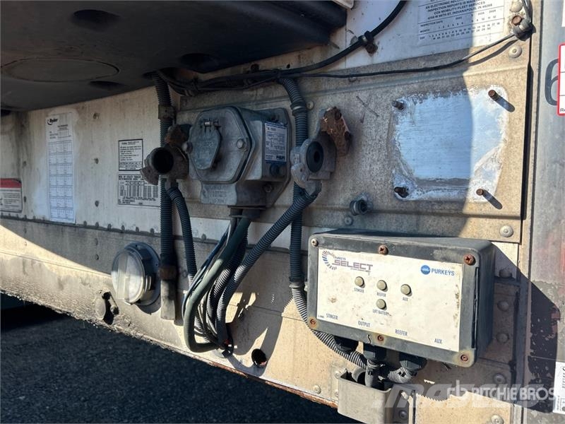 Utility VS2RA 48 ft x 102 in T/A Refrigerated Trailer 冷凍冷蔵トレーラー