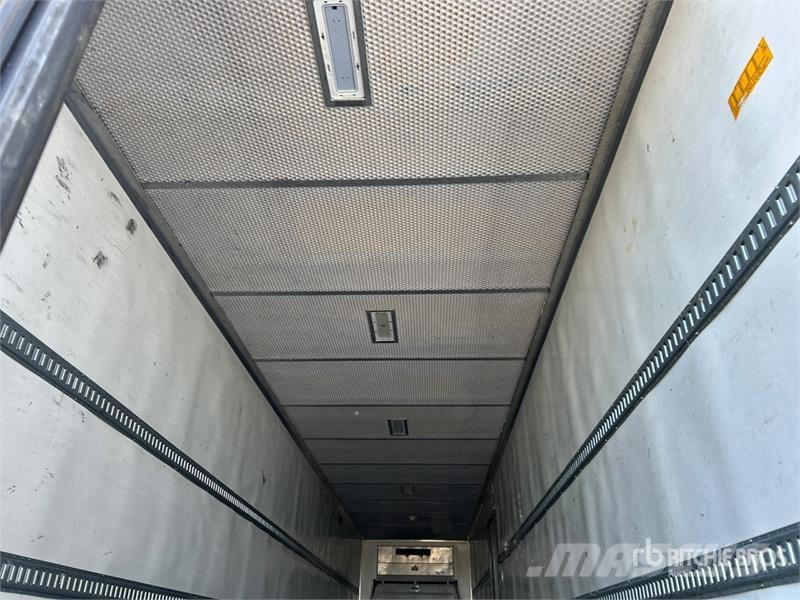 Utility VS2RA 48 ft x 102 in T/A Refrigerated Trailer Hladilne polprikolice