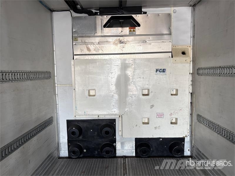 Utility VS2RA 48 ft x 102 in T/A Multi -Temp Refrigerated  Puspriekabės su izoterminiu kėbulu