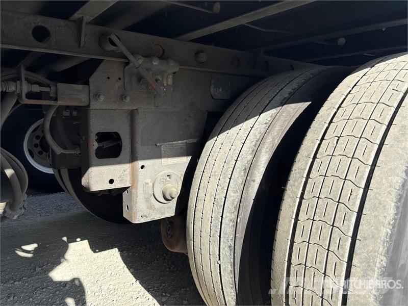 Utility VS2RA 48 ft x 102 in T/A Refrigerated Trailer 冷凍冷蔵トレーラー