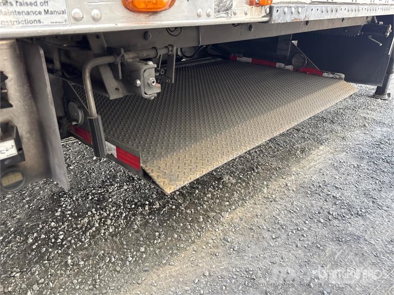Utility VS2RA 48 ft x 102 in T/A Refrigerated Trailer 冷凍冷蔵トレーラー