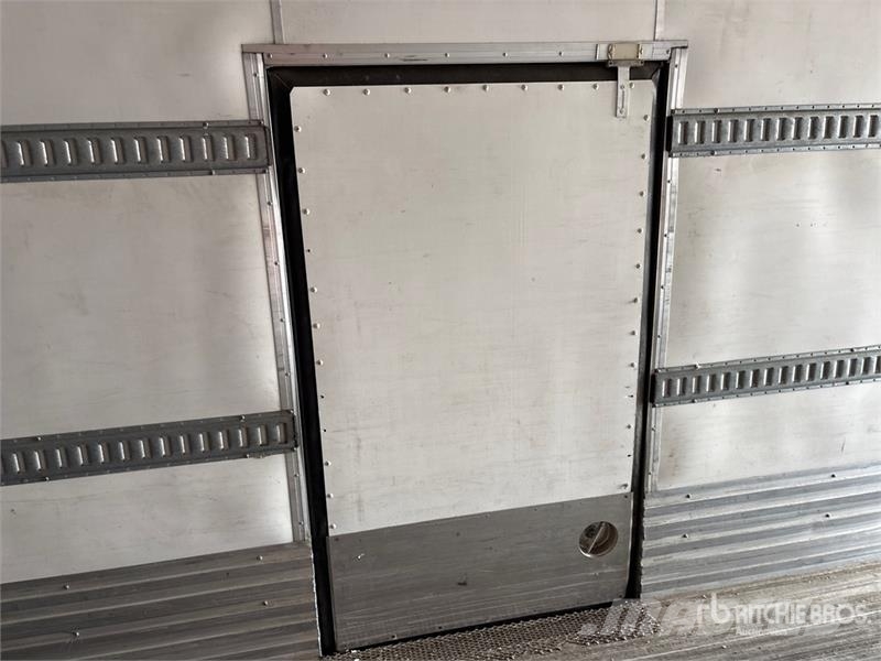 Utility VS2RA 48 ft x 102 in T/A Multi -Temp Refrigerated  Puspriekabės su izoterminiu kėbulu