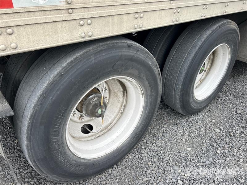 Utility VS2RA 48 ft x 102 in T/A Refrigerated Trailer Piekabes ar temperatūras kontroli
