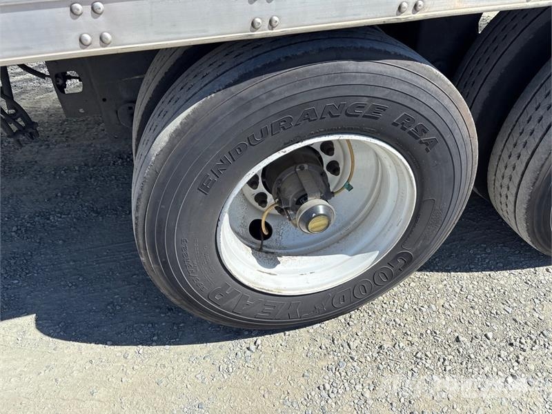Utility VS2RA 48 ft x 102 in T/A Refrigerated Trailer Hladilne polprikolice