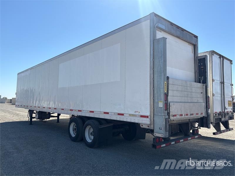 Utility VS2RA 48 ft x 102 in T/A Refrigerated Trailer 保温半挂车