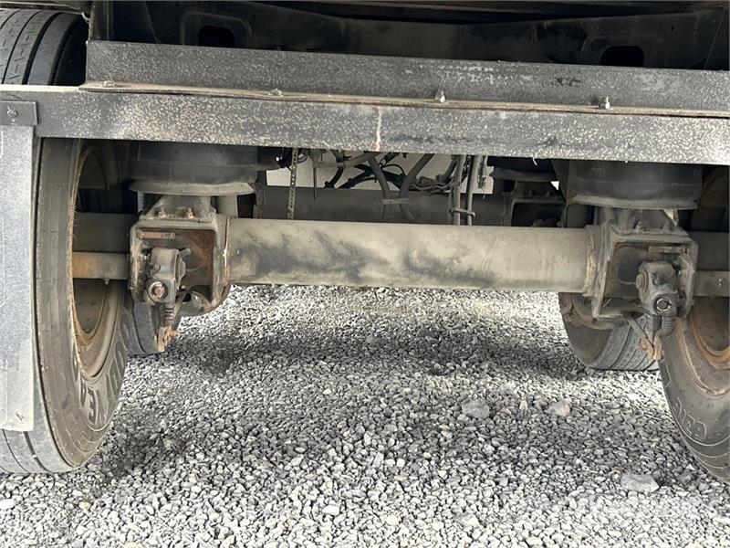 Utility VS2RA 48 ft x 102 in T/A Refrigerated Trailer Piekabes ar temperatūras kontroli