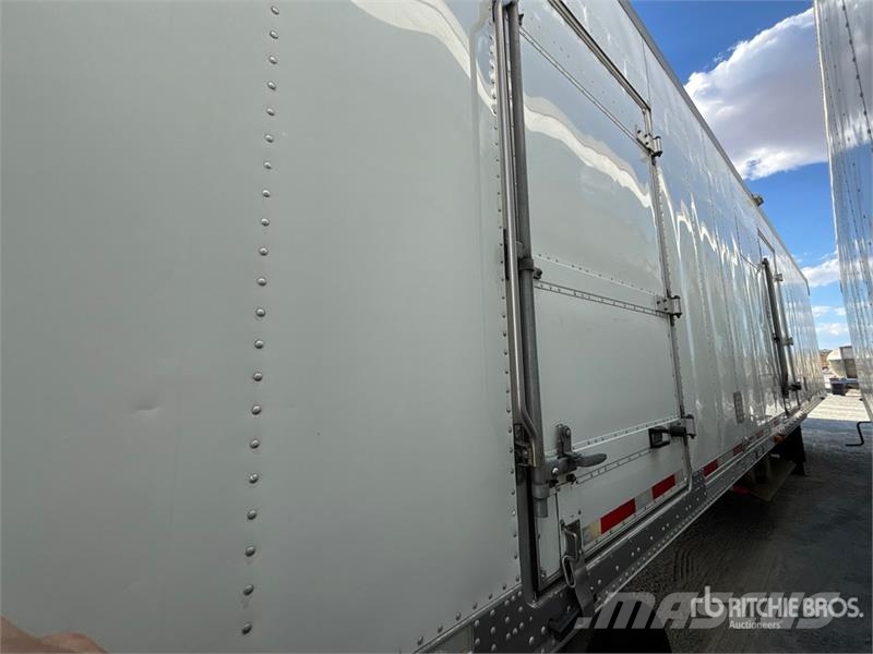 Utility VS2RA 48 ft x 102 in T/A Refrigerated Trailer 冷凍冷蔵トレーラー