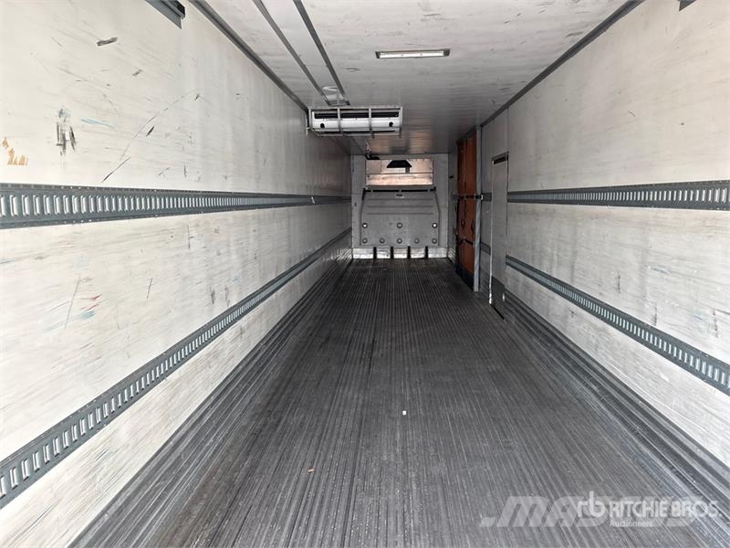 Utility VS2RA 48 ft x 102 in T/A Multi -Temp Refrigerated  Puspriekabės su izoterminiu kėbulu