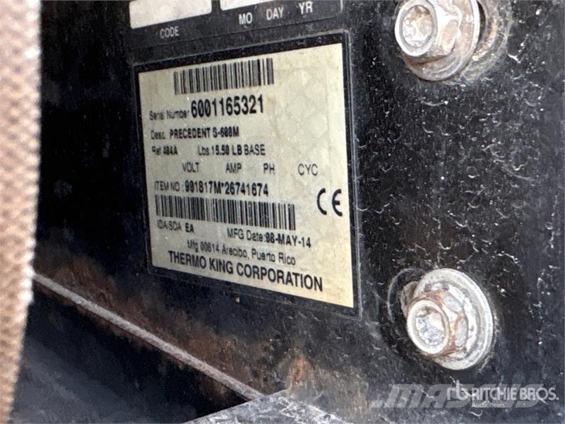 Utility VS2RA 48 ft x 102 in T/A Multi -Temp Refrigerated  Puspriekabės su izoterminiu kėbulu