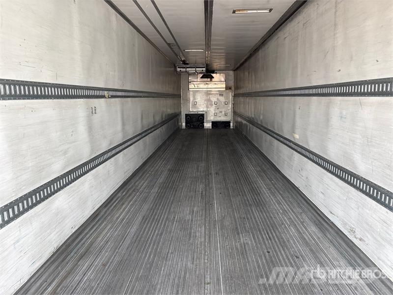 Utility VS2RA 48 ft x 102 in T/A Multi -Temp Refrigerated  Puspriekabės su izoterminiu kėbulu